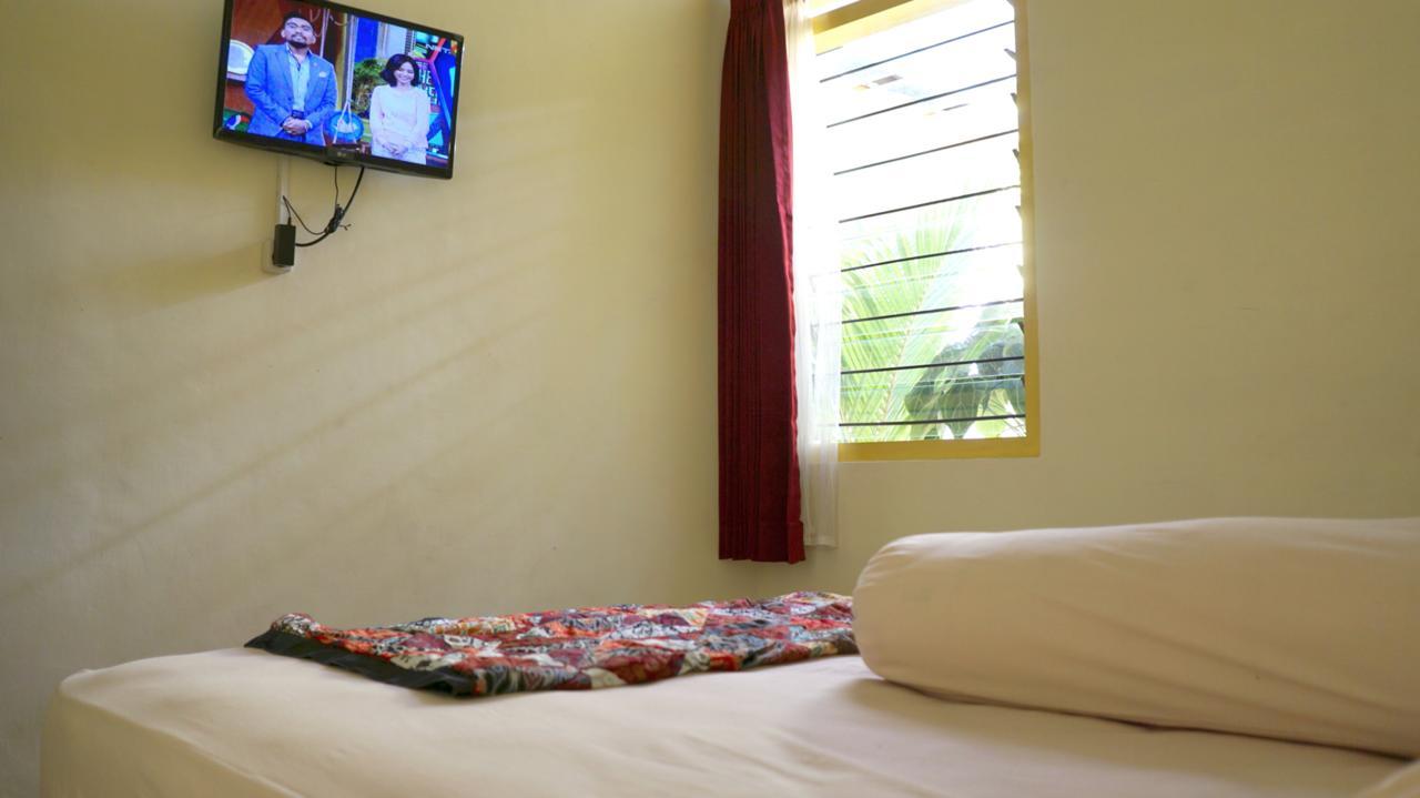 The Sleepingroom Hostel Yogyakarta Extérieur photo